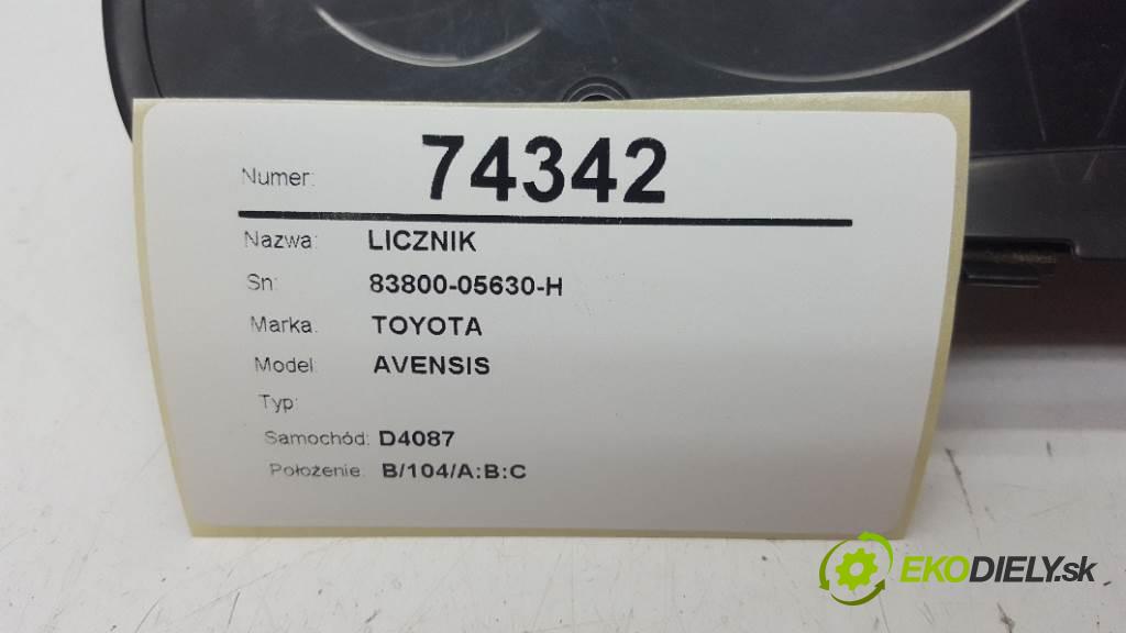 TOYOTA AVENSIS  2003 85kW    1990 Prístrojovka 83800-05630-H (Prístrojové dosky, displeje)