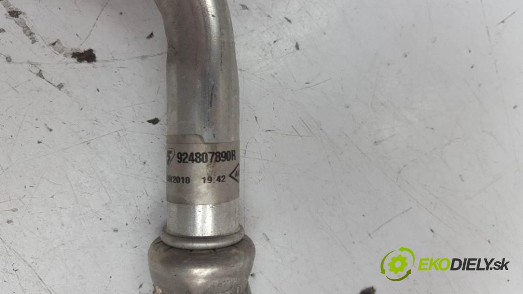 RENAULT FLUENCE  2010 103kW    1997 rúrka klimatizácie 924807890R (Rúrky klimatizácie)