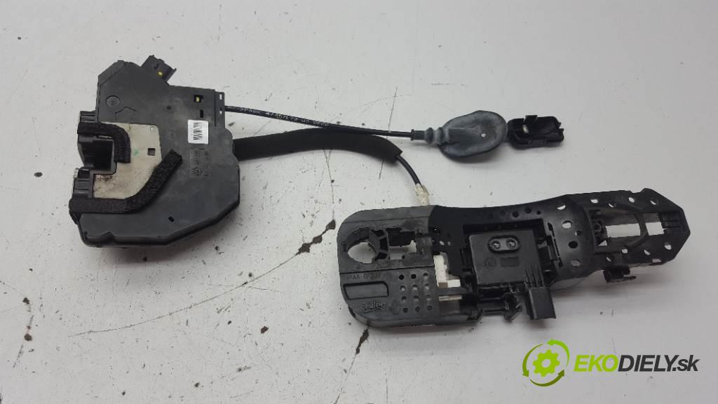 RENAULT FLUENCE  2010 103kW    1997 zámok přední část pravý 4PIN