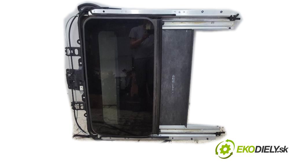 RENAULT FLUENCE  2010 103kW    1997 střešní okno  (Okna karoserie)