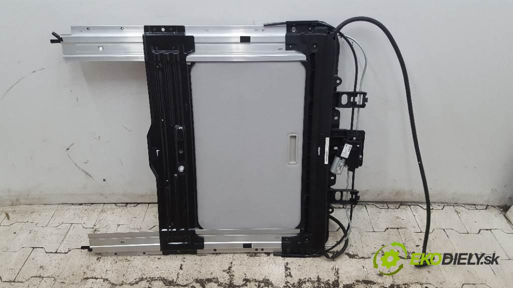 RENAULT FLUENCE  2010 103kW    1997 střešní okno  (Okna karoserie)