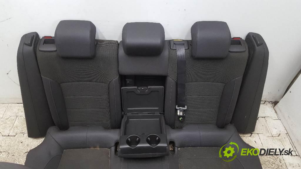 OPEL INSIGNIA  2009 118kW    1956 sedadla sedačky + sedadlo
