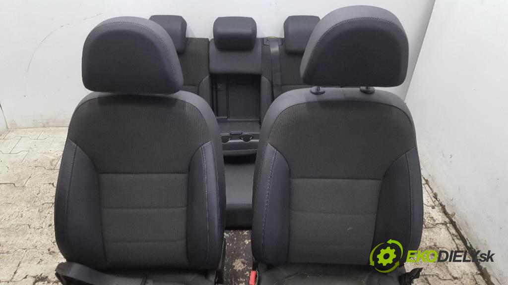 OPEL INSIGNIA  2009 118kW    1956 sedadla sedačky + sedadlo