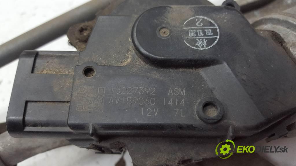 OPEL INSIGNIA  2009 118kW    1956 Mechanizmus stieračov predný 13227392 (Motorčeky stieračov predné)