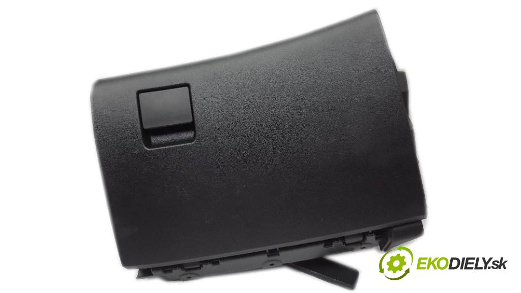 OPEL INSIGNIA  2009 118kW    1956 Priehradka, kastlík spolujazdca  (Priehradky, kastlíky)