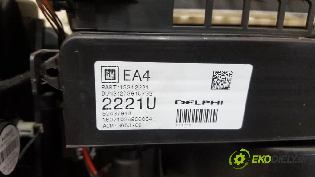 OPEL INSIGNIA  2009 118kW    1956 Výhrevné teleso, radiátor kúrenia 13312221 (Radiátory kúrenia)