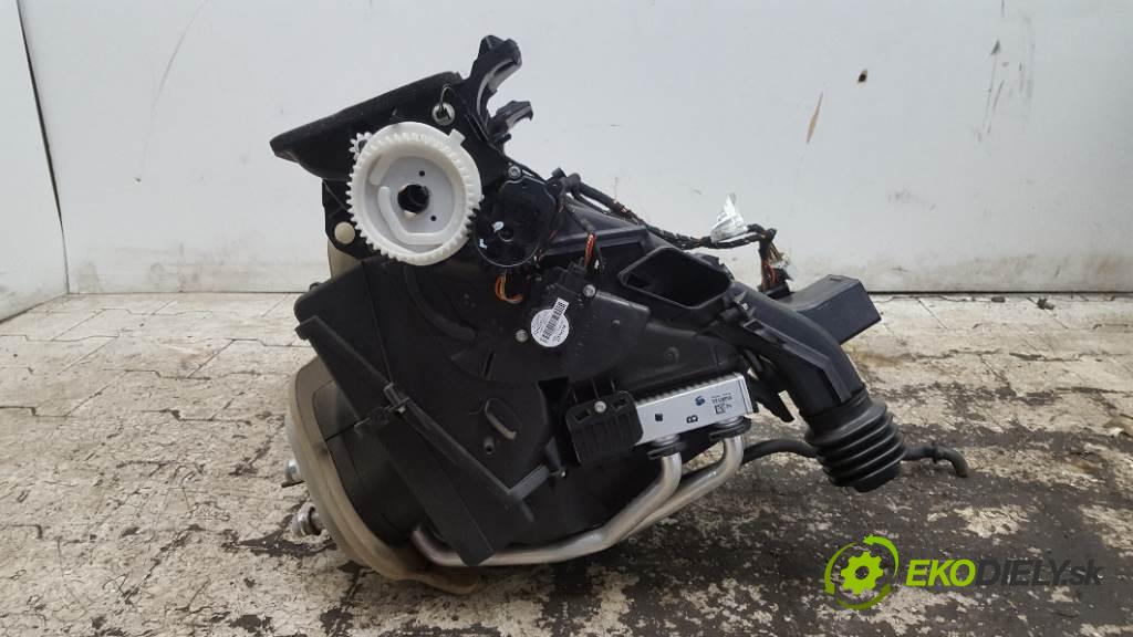 OPEL INSIGNIA  2009 118kW    1956 Výhrevné teleso, radiátor kúrenia 13312221 (Radiátory kúrenia)