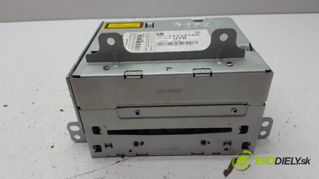 OPEL INSIGNIA  2009 118kW    1956 RADIO 13332702 (Audio zariadenia)