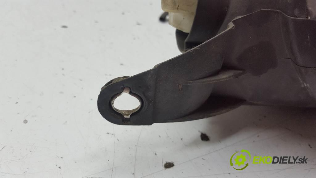 PEUGEOT 406  2000 80kW    1997 Svetlomet pravy  (Pravé)