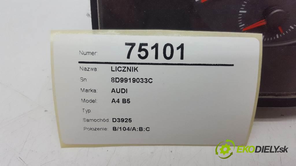 AUDI A4 B5  1996 92kW   1781 Prístrojovka 8D9919033C (Prístrojové dosky, displeje)