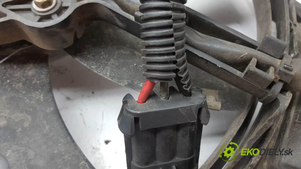 OPEL MERIVA  2004 74kW    1686 Ventilátor chladiča 13128354 (Ventilátory)