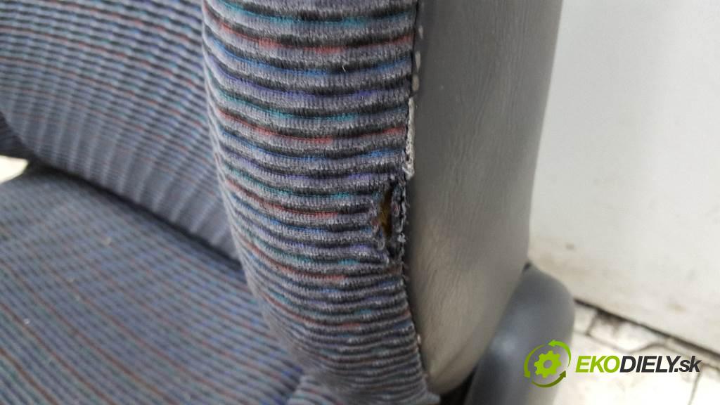 HONDA CIVIC  1998 66kW   1396 Sedadlo ľavy  (Sedačky, sedadlá)