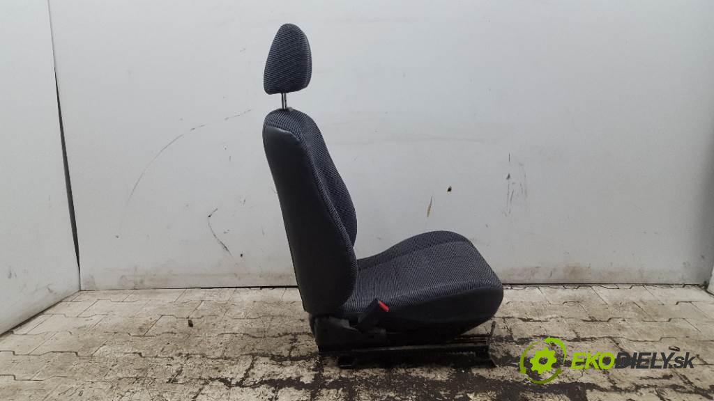 HONDA CIVIC  1998 66kW   1396 Sedadlo ľavy  (Sedačky, sedadlá)