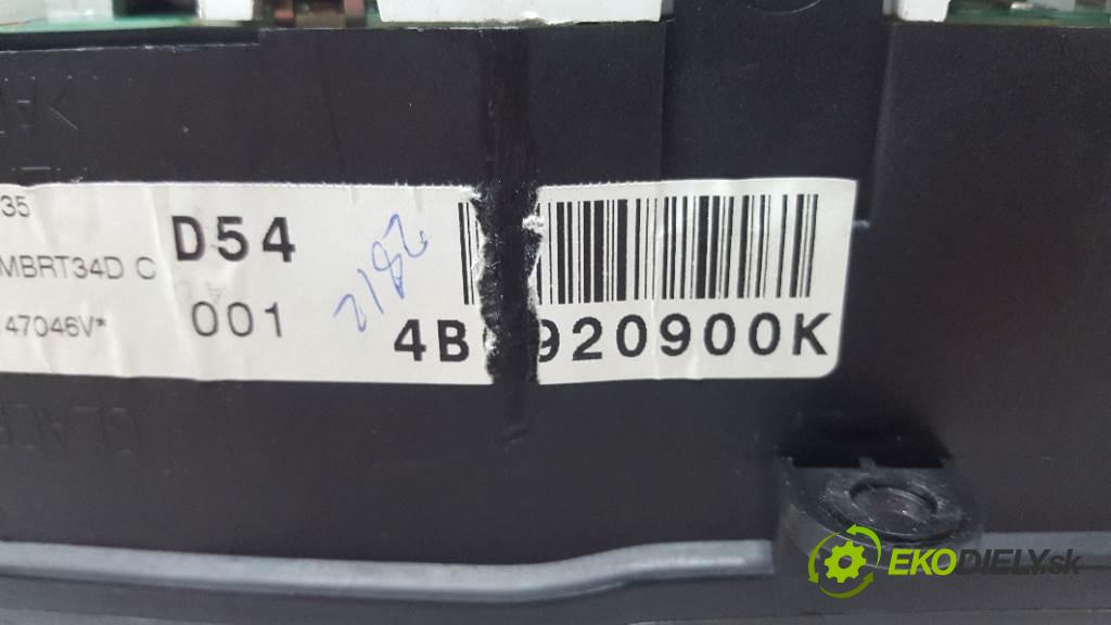 AUDI A6 C5   110 kW    1781 Prístrojovka 4B0920900K (Prístrojové dosky, displeje)