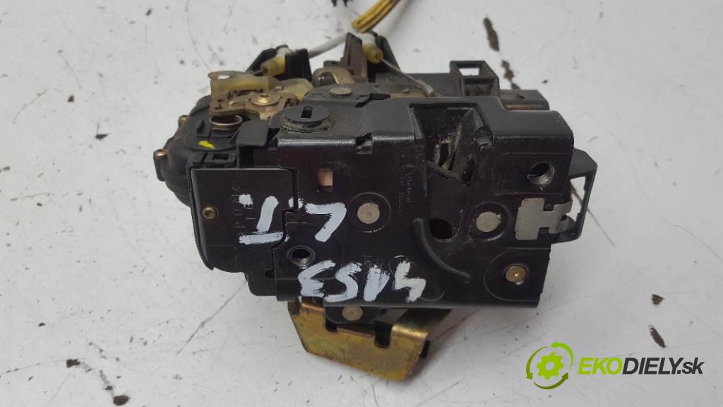 AUDI A6 C5   110 kW    1781 zámok zadní část levý 7PIN