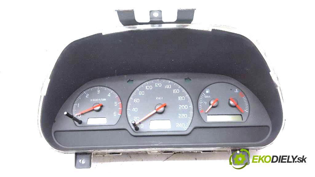VOLVO V40  2001 85kW 1870 Prístrojovka 30889706/D (Prístrojové dosky, displeje)
