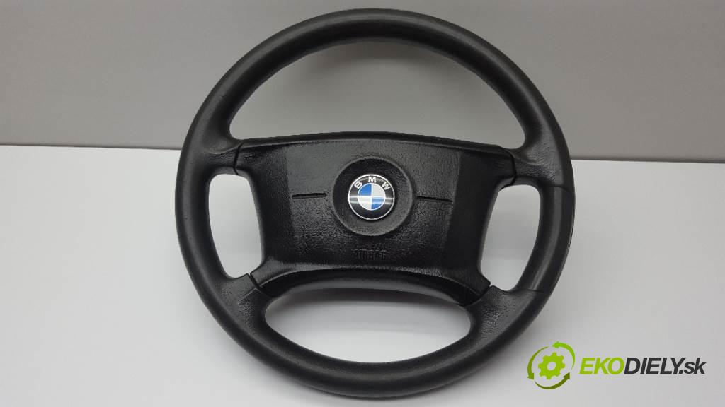 BMW 3 E46  2001 100kW  1951 volant kůže