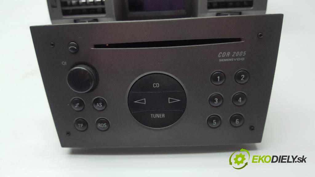 OPEL VECTRA C  2004 110kW   1910 RADIO 13138246 (Audio zariadenia)