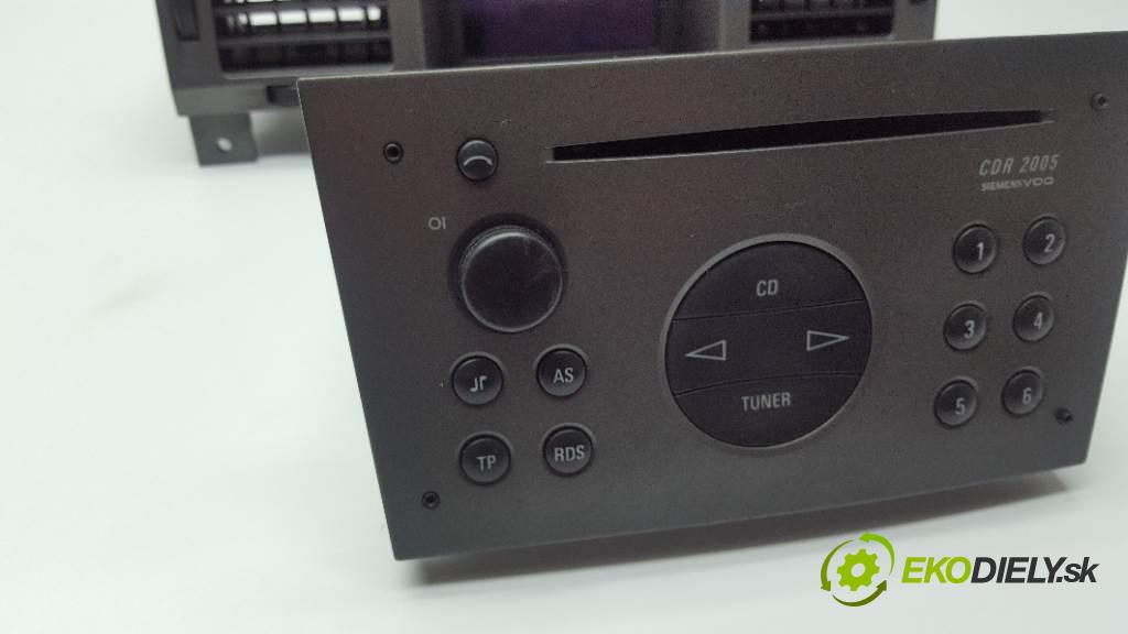 OPEL VECTRA C  2004 110kW   1910 RADIO 13138246 (Audio zariadenia)