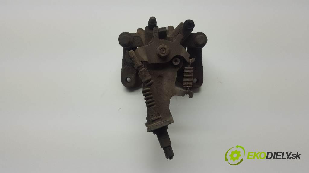 NISSAN ALMERA TINO  2004 84kW    2184 Brzdič strmeň zad pravy  (Ostatné)