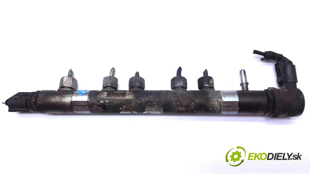 BMW 5 F10  2013 160kW    1995 Lišta vstrekovacia 780060103 (Vstrekovacie lišty)