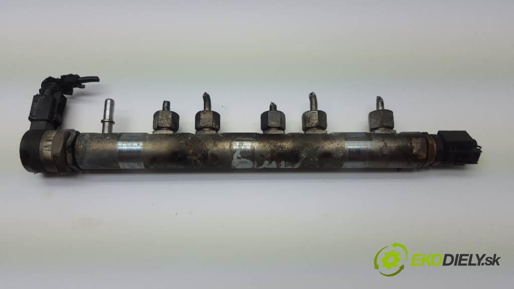 BMW 5 F10  2013 160kW    1995 Lišta vstrekovacia 780060103 (Vstrekovacie lišty)