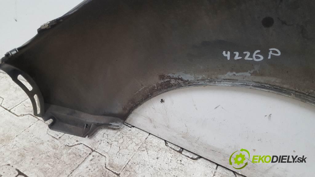 RENAULT SCENIC II 2003 83kW II 1598 blatník přední část pravý