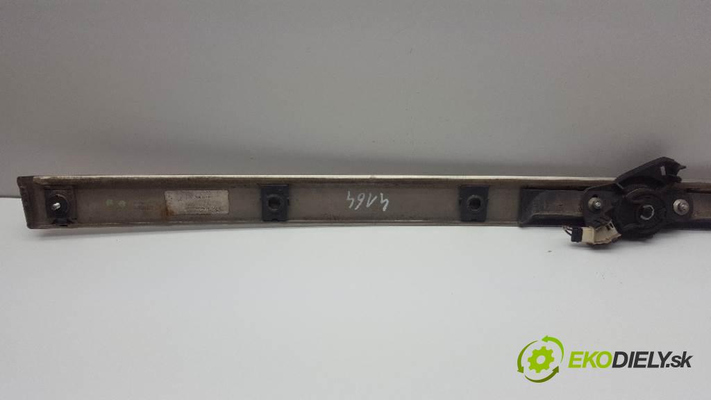OPEL VECTRA C  2005 88kW    1910 Lišta dverí zad  (Lišty)