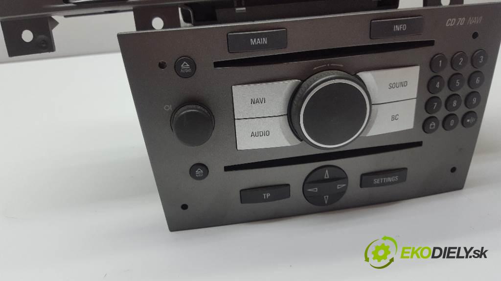 OPEL VECTRA C  2005 88kW    1910 RADIO 13188477 (Audio zariadenia)