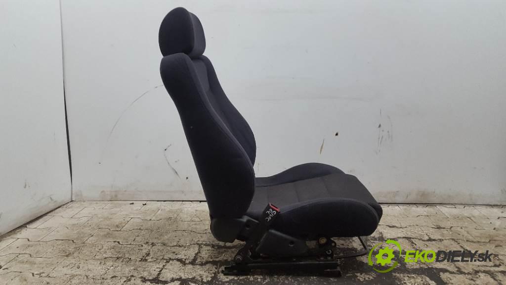 HONDA CIVIC  1996 84kW    1493 Sedadlo ľavy  (Sedačky, sedadlá)
