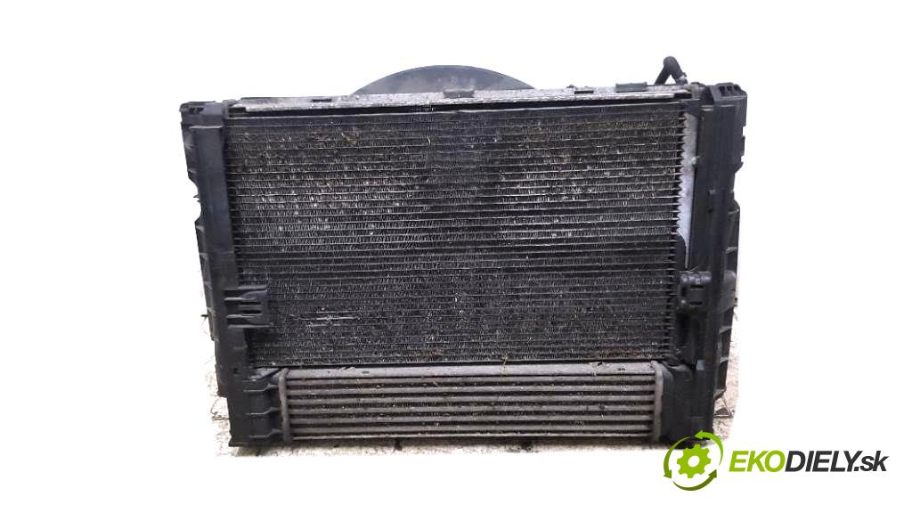 BMW 3 E91 320 2006 120kW 320 1995 Chladič vody KOMPLET (Chladiče vody)