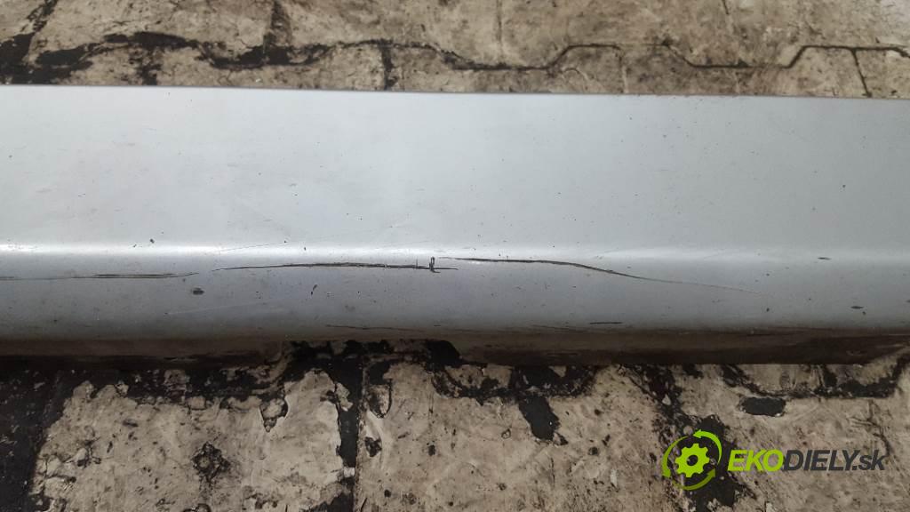 BMW 3 E91 320 2006 120kW 320 1995 prah pravy  (Ostatné)