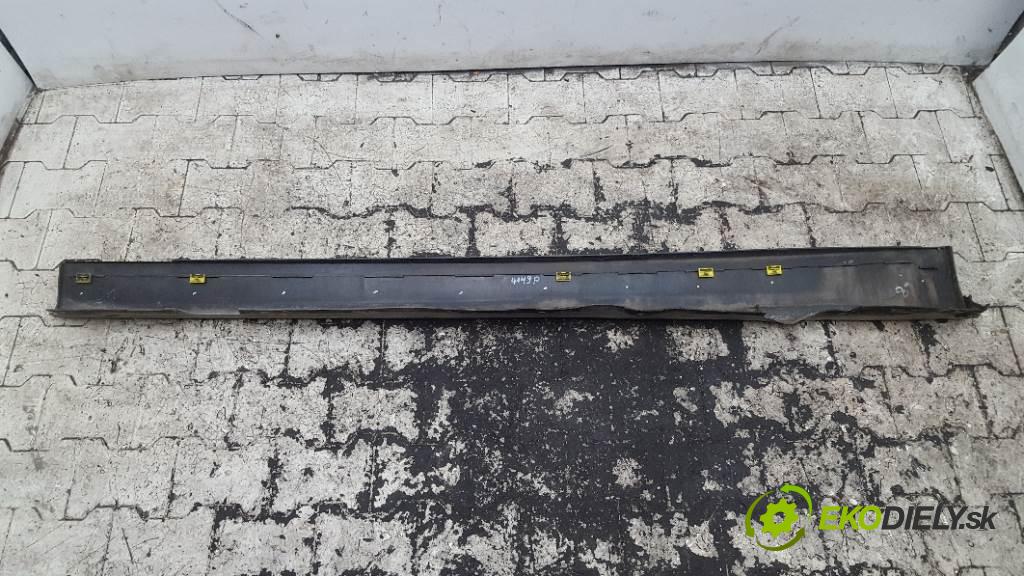 BMW 3 E91 320 2006 120kW 320 1995 prah pravy  (Ostatné)