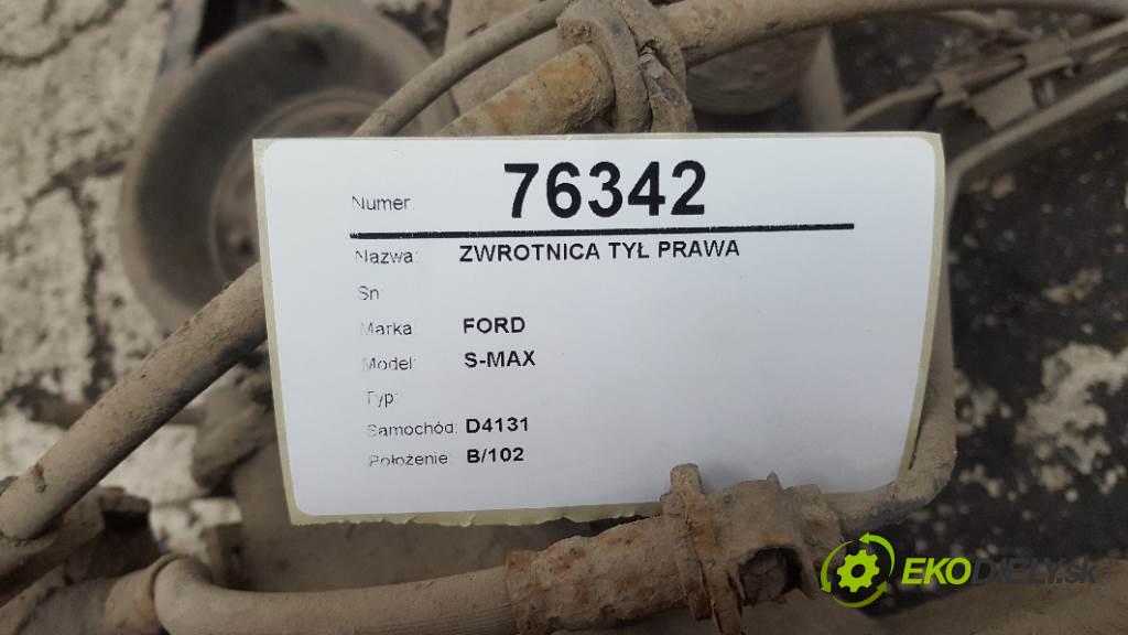 FORD S-MAX  2008 107kW    1999 náboj zad pravá