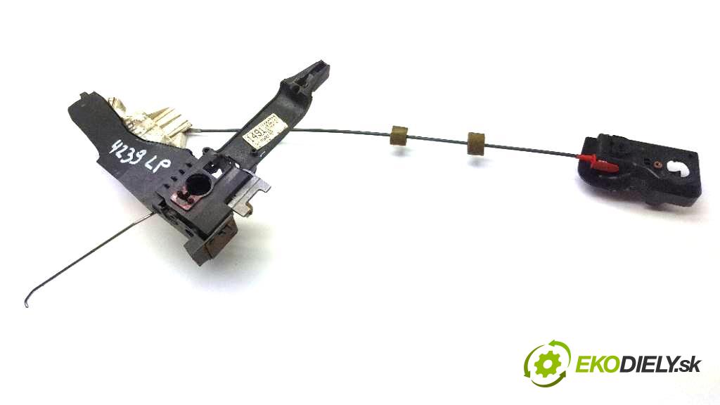 FORD MONDEO MK3  2001 81kW    1798 zámok přední část levý XS41-A21813-DE 8PIN 
