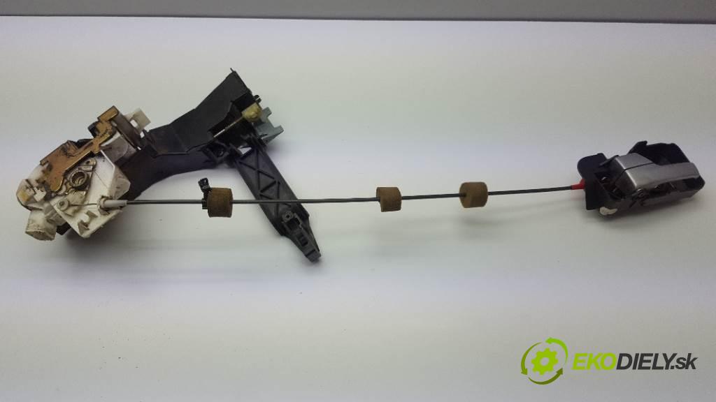 FORD MONDEO MK3  2001 81kW    1798 zámok přední část levý XS41-A21813-DE 8PIN