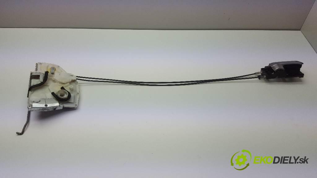 SUZUKI SWIFT  2006 51kW    1248 zámok přední část pravý 8PIN