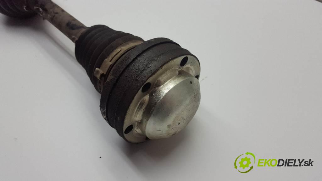 SKODA OCTAVIA  2003 74kW   1896 Poloos ľavá strana  (Poloosy)