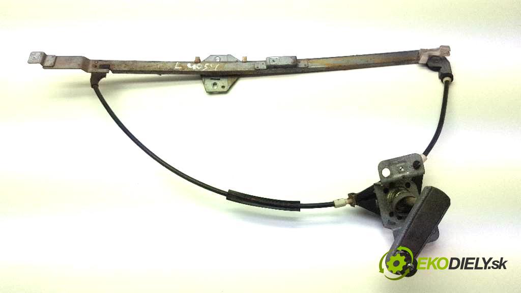 MERCEDES-BENZ C W202  1999 90kW   1799 mechanismus okna přední část levý 