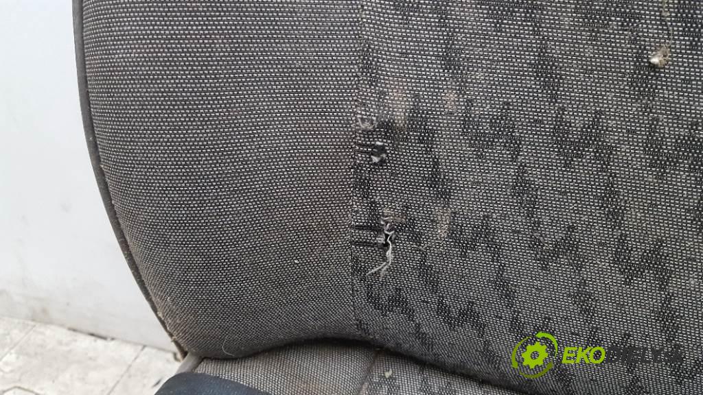 VOLKSWAGEN TRANSPORTER T4  1992 57kW    2370 Sedadlo pravy  (Sedačky, sedadlá)