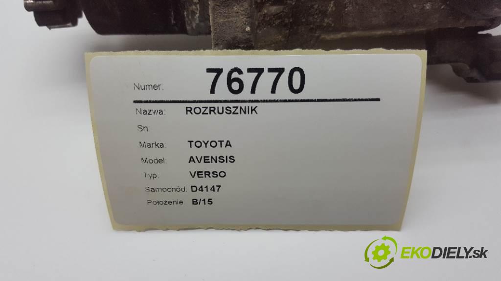 TOYOTA AVENSIS VERSO 2004 150 kW VERSO 1995 Štartér  (Štartéry)