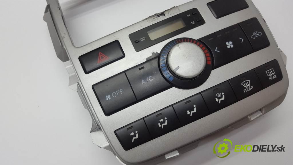TOYOTA AVENSIS VERSO 2004 150 kW VERSO 1995 Panel ovládania kúrenia 55900-44270 (Prepínače, spínače, tlačidlá a ovládače kúrenia)