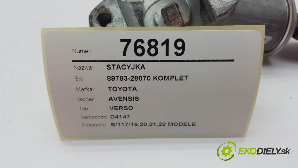 TOYOTA AVENSIS VERSO 2004 150 kW VERSO 1995 spinačka 89783-28070 KOMPLET  (Spínacie skrinky a kľúče)