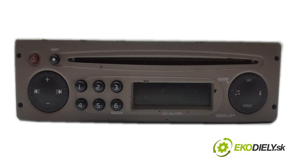 RENAULT TWINGO  2008 56kW    1149 RADIO 8200446231C (Audio zariadenia)