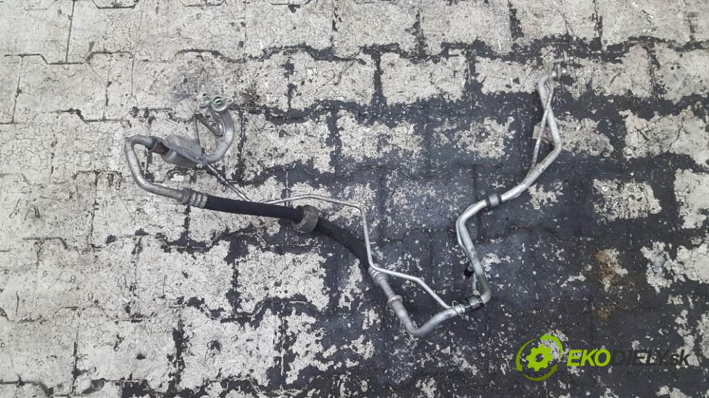 RENAULT TWINGO  2008 56kW    1149 rúrka klimatizácie 8200482855E (Rúrky klimatizácie)