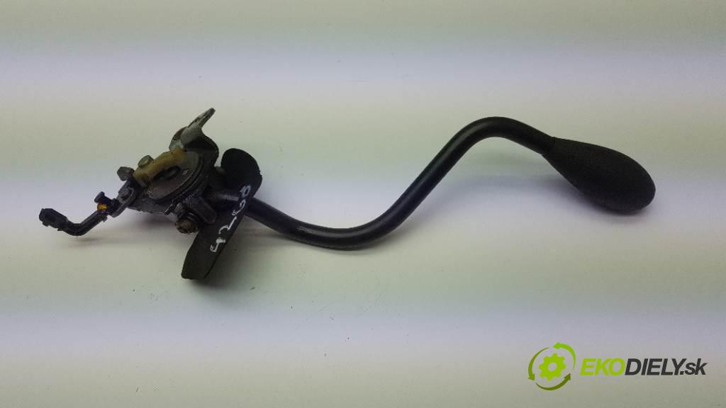 CHRYSLER GRAND VOYAGER  2006 110kW   2776 Kulisa  (Rýchlostné páky / kulisy)