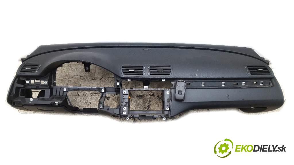 VOLKSWAGEN PASSAT B6  2006 103kW   1968 Palubná doska  (Palubné dosky)