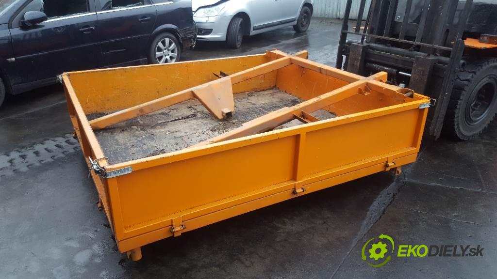 VOLKSWAGEN TRANSPORTER T4 DOGA 1992 44kW DOKA 1896 Výstuha zad PAKA ZABUDOWA