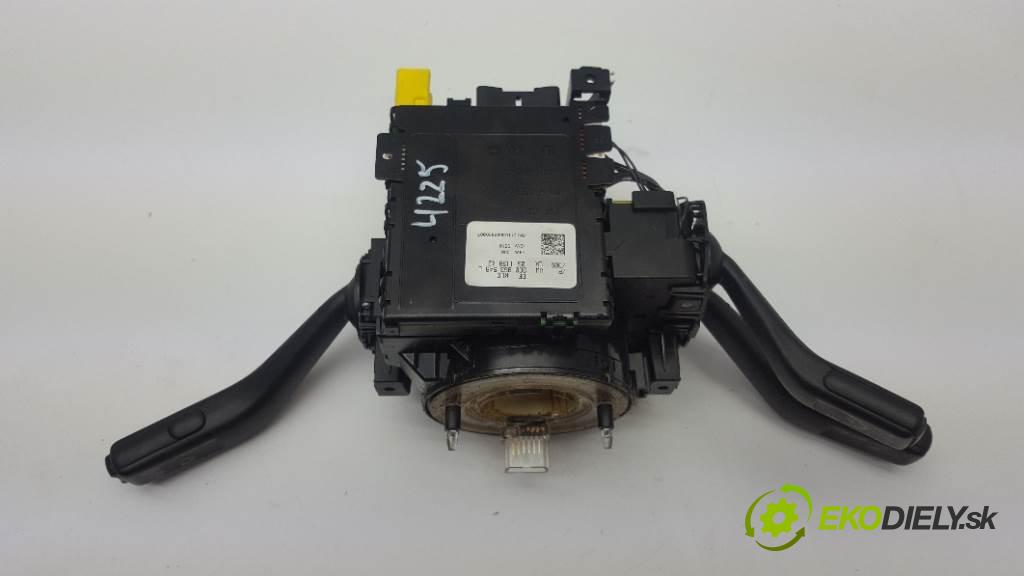 VOLKSWAGEN PASSAT B6  2006 103kW    1968 Prepínač kombinovaný 3C0959653B (Prepínače, spínače, tlačidlá a ovládače kúrenia)