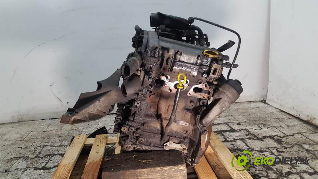 OPEL CORSA  1997 40kW   973 motor X10XE (Motory (kompletní))
